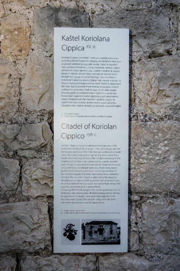Apartmán Seafront In Historical Cippico Castle *